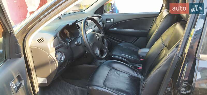 Внедорожник / Кроссовер Mitsubishi Outlander 2005 в Березовке фото 15 Внедорожник / Кроссовер Mitsubishi Outlander 2005 в Березовке