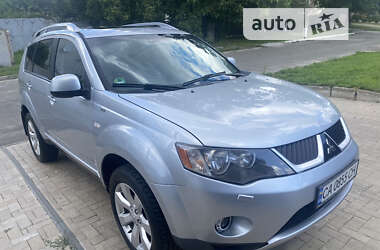 Позашляховик / Кросовер Mitsubishi Outlander 2007 в Києві