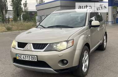 Позашляховик / Кросовер Mitsubishi Outlander 2008 в Миколаєві