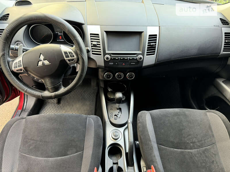 Позашляховик / Кросовер Mitsubishi Outlander 2012 в Миколаєві фото 16 Позашляховик / Кросовер Mitsubishi Outlander 2012 в Миколаєві