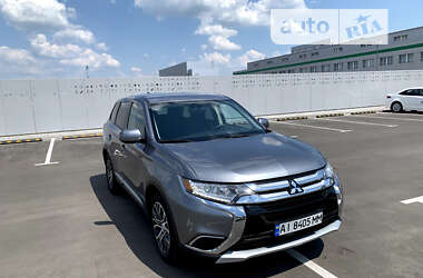 Внедорожник / Кроссовер Mitsubishi Outlander 2018 в Киеве