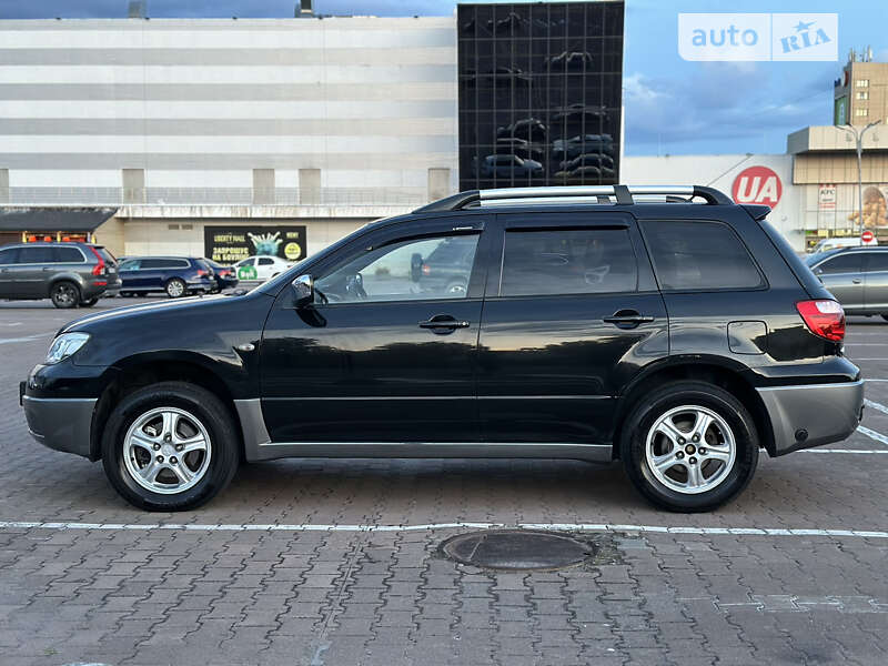 Внедорожник / Кроссовер Mitsubishi Outlander 2005 в Житомире