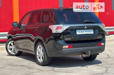 Позашляховик / Кросовер Mitsubishi Outlander 2013 в Києві