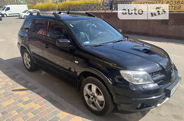 Позашляховик / Кросовер Mitsubishi Outlander 2006 в Києві