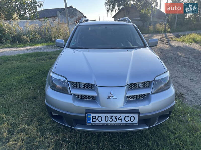 Внедорожник / Кроссовер Mitsubishi Outlander 2003 в Тернополе