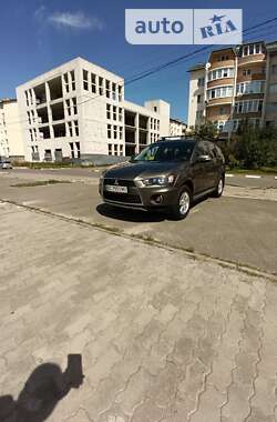 Внедорожник / Кроссовер Mitsubishi Outlander 2011 в Львове