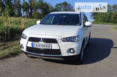 Внедорожник / Кроссовер Mitsubishi Outlander 2010 в Черкассах