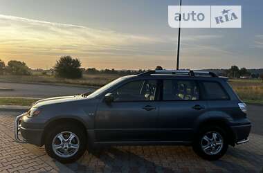 Внедорожник / Кроссовер Mitsubishi Outlander 2004 в Львове