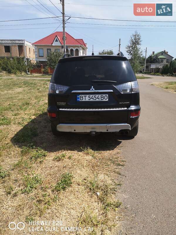 Позашляховик / Кросовер Mitsubishi Outlander 2011 в Одесі