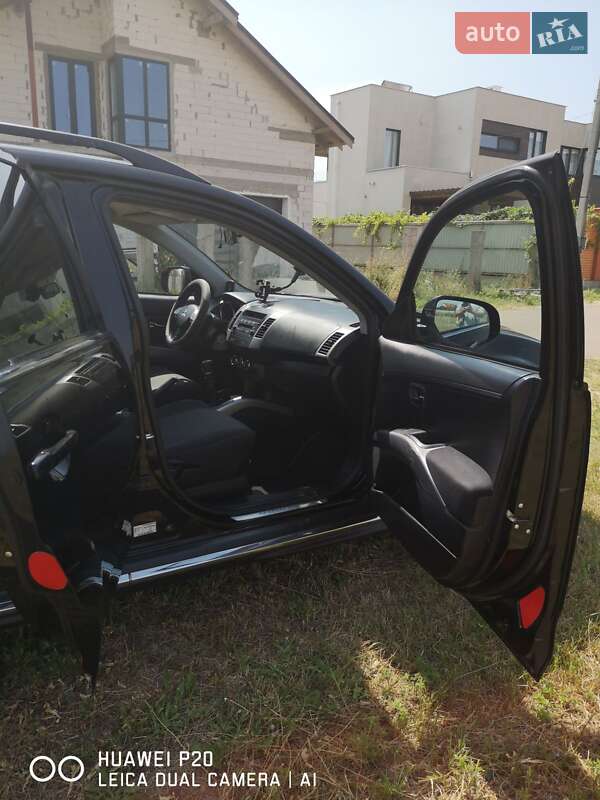 Позашляховик / Кросовер Mitsubishi Outlander 2011 в Одесі