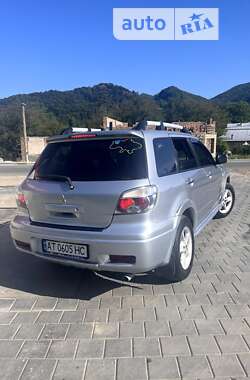 Внедорожник / Кроссовер Mitsubishi Outlander 2006 в 