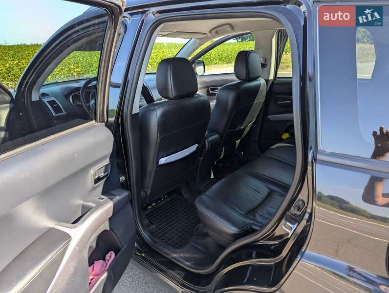 Внедорожник / Кроссовер Mitsubishi Outlander 2007 в Конотопе