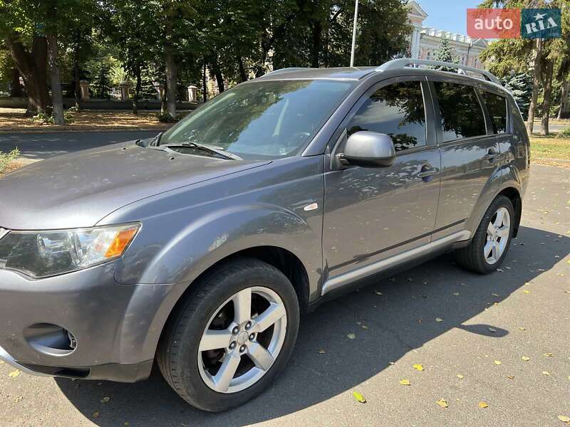 Внедорожник / Кроссовер Mitsubishi Outlander 2008 в Полтаве