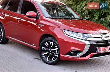 Внедорожник / Кроссовер Mitsubishi Outlander 2018 в Виннице