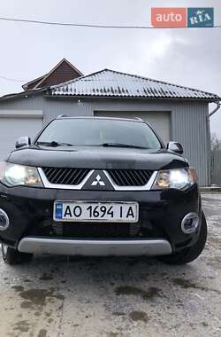 Внедорожник / Кроссовер Mitsubishi Outlander 2007 в 