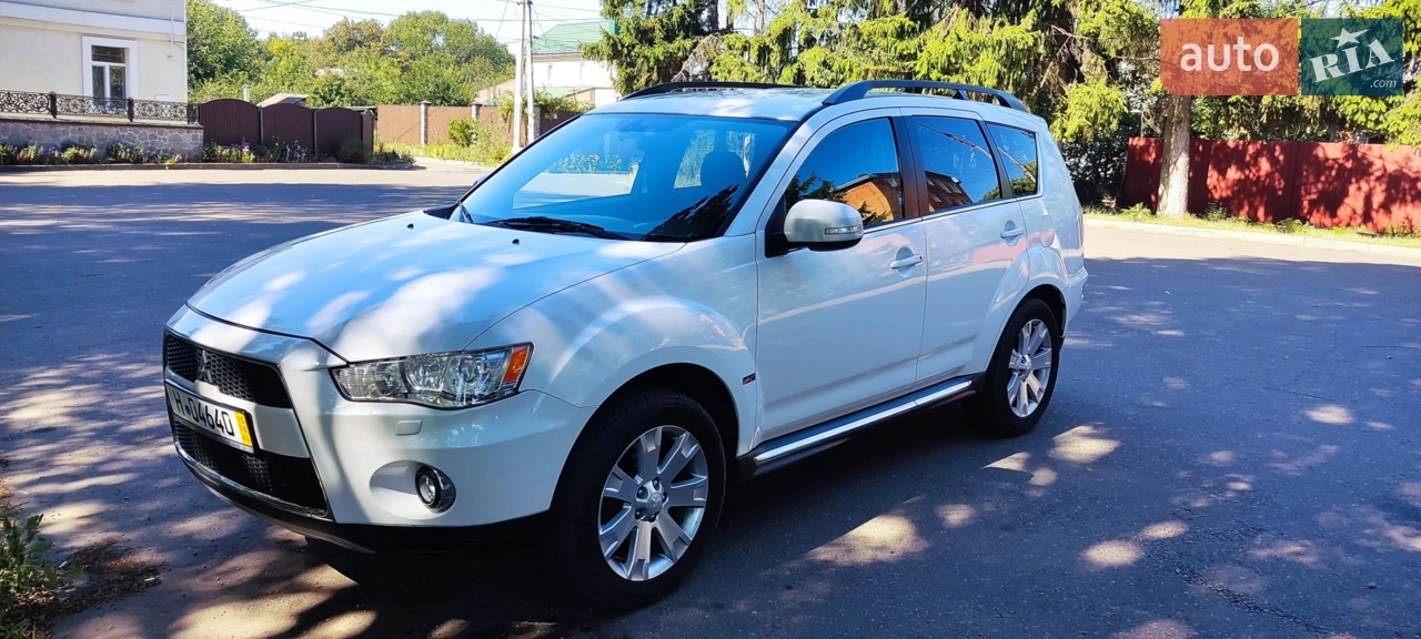 2012 Mitsubishi Outlander - мініатюра 15