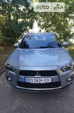 Внедорожник / Кроссовер Mitsubishi Outlander 2010 в Тернополе