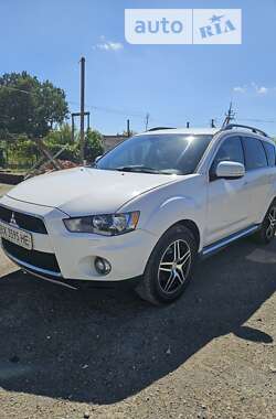 Позашляховик / Кросовер Mitsubishi Outlander 2010 в Хмельницькому