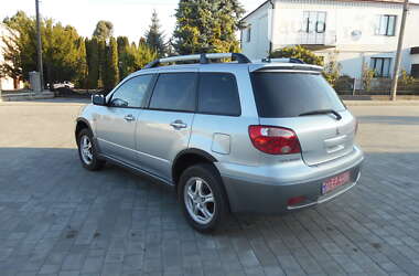 Внедорожник / Кроссовер Mitsubishi Outlander 2006 в Радивилове