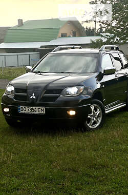 Позашляховик / Кросовер Mitsubishi Outlander 2003 в Бучачі