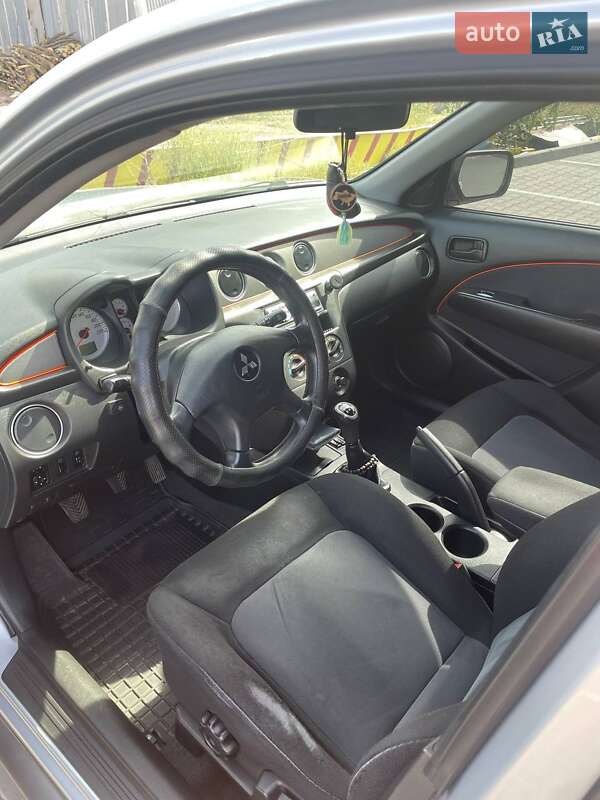 Позашляховик / Кросовер Mitsubishi Outlander 2007 в Вінниці