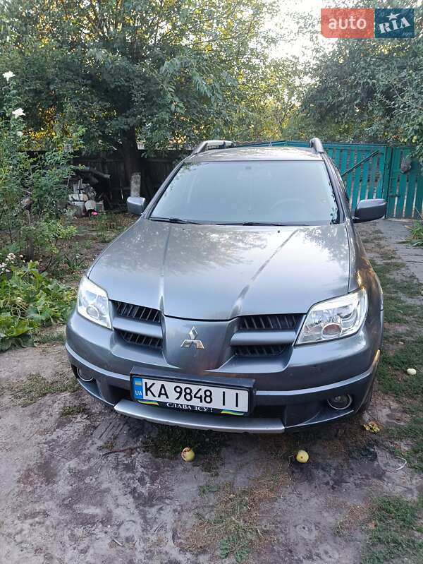 Позашляховик / Кросовер Mitsubishi Outlander 2008 в Переяславі