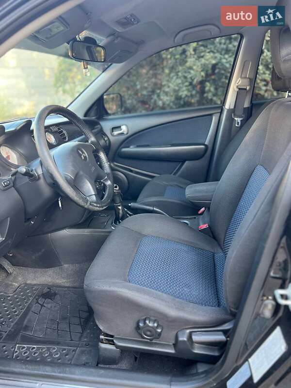 Позашляховик / Кросовер Mitsubishi Outlander 2008 в Харкові