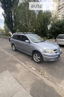 Позашляховик / Кросовер Mitsubishi Outlander 2008 в Києві