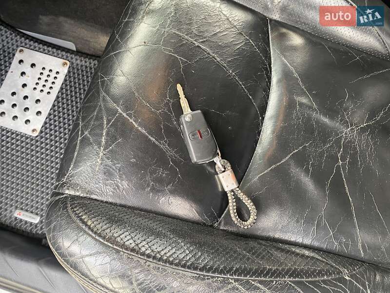 Позашляховик / Кросовер Mitsubishi Outlander 2006 в Благовіщенську