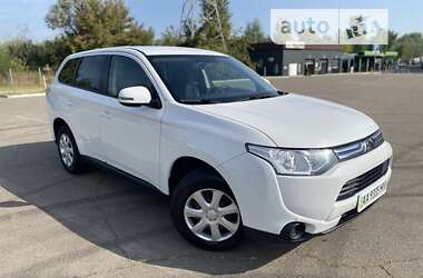 Внедорожник / Кроссовер Mitsubishi Outlander 2012 в Киеве