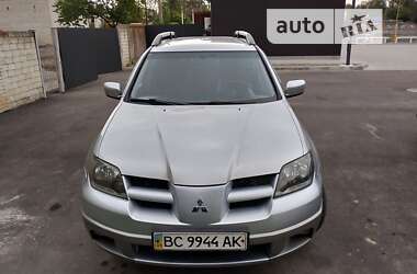 Позашляховик / Кросовер Mitsubishi Outlander 2004 в Трускавці