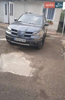 Позашляховик / Кросовер Mitsubishi Outlander 2003 в Вижниці