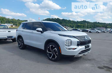 Mitsubishi Outlander 2024