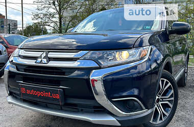 Позашляховик / Кросовер Mitsubishi Outlander 2016 в Сумах