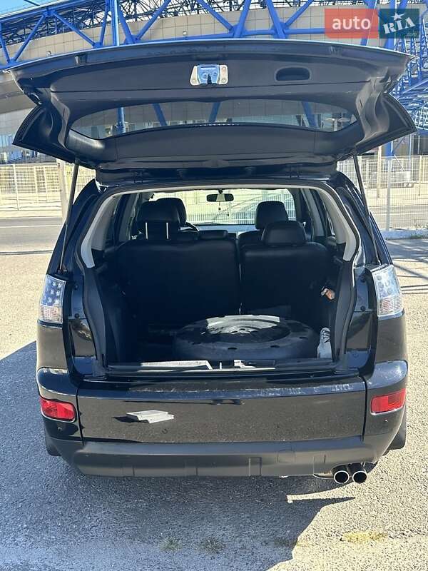 Внедорожник / Кроссовер Mitsubishi Outlander 2007 в Харькове