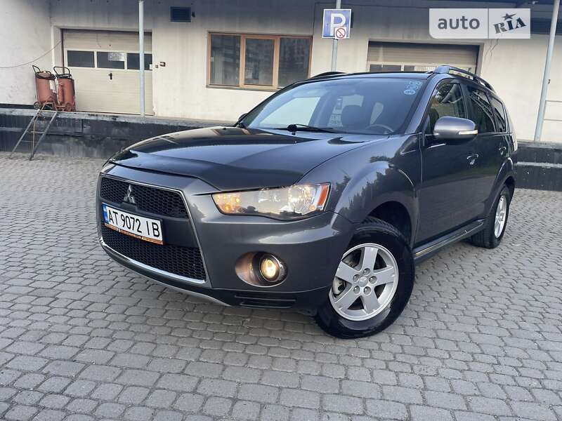 Внедорожник / Кроссовер Mitsubishi Outlander 2010 в Ивано-Франковске