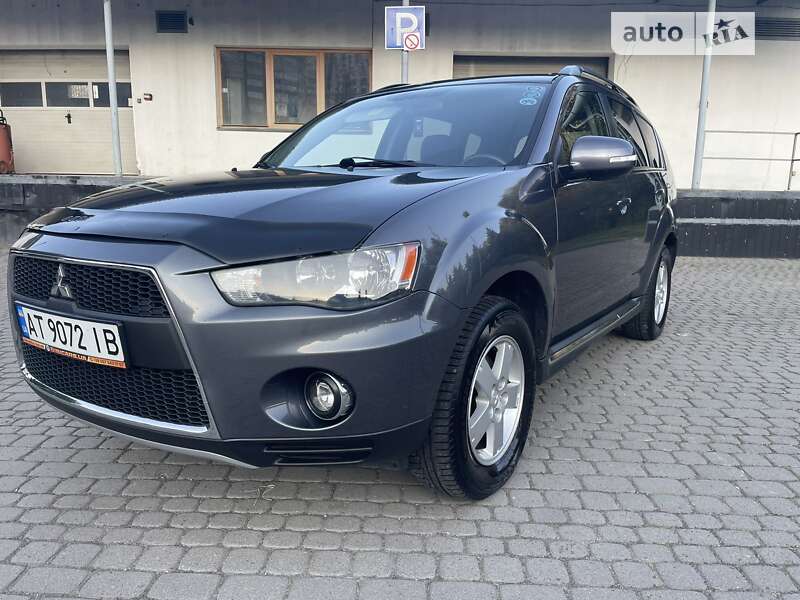 Внедорожник / Кроссовер Mitsubishi Outlander 2010 в Ивано-Франковске
