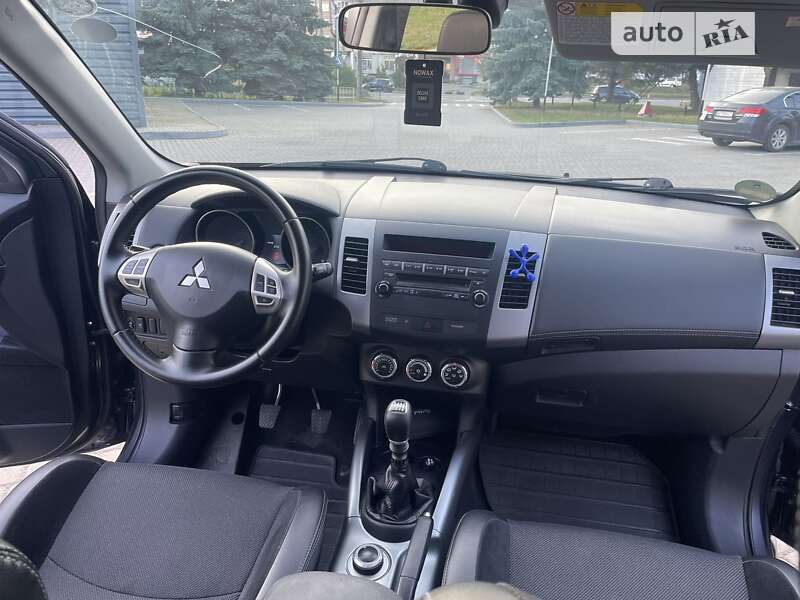 Внедорожник / Кроссовер Mitsubishi Outlander 2010 в Ивано-Франковске