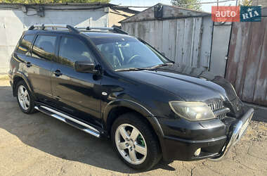 Позашляховик / Кросовер Mitsubishi Outlander 2006 в Києві