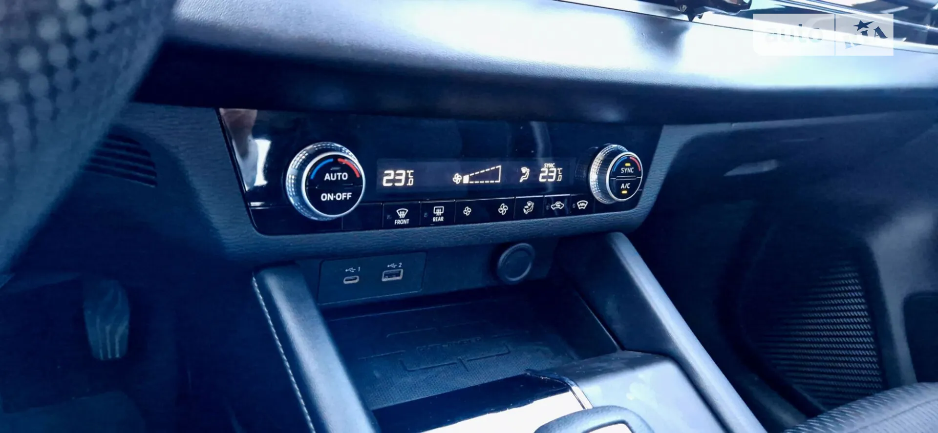 2021 Mitsubishi Outlander - мініатюра 16