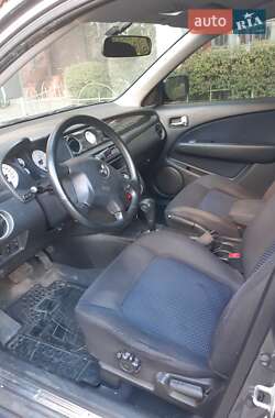 Позашляховик / Кросовер Mitsubishi Outlander 2007 в Києві