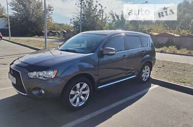 Внедорожник / Кроссовер Mitsubishi Outlander 2010 в Киеве