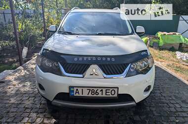 Позашляховик / Кросовер Mitsubishi Outlander 2008 в Києві