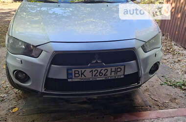 Внедорожник / Кроссовер Mitsubishi Outlander 2012 в Днепре