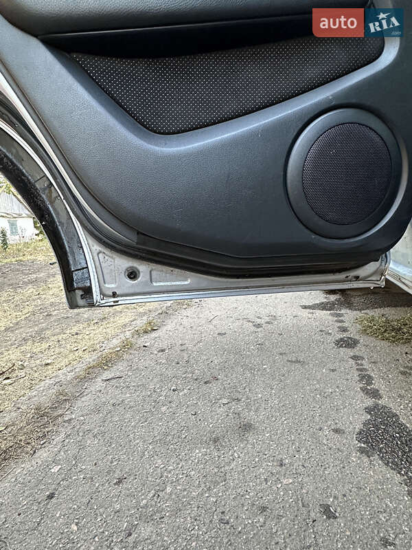 Внедорожник / Кроссовер Mitsubishi Outlander 2005 в Полтаве