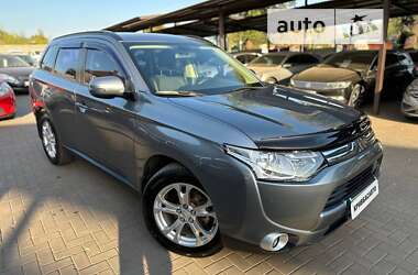 Позашляховик / Кросовер Mitsubishi Outlander 2013 в Кривому Розі