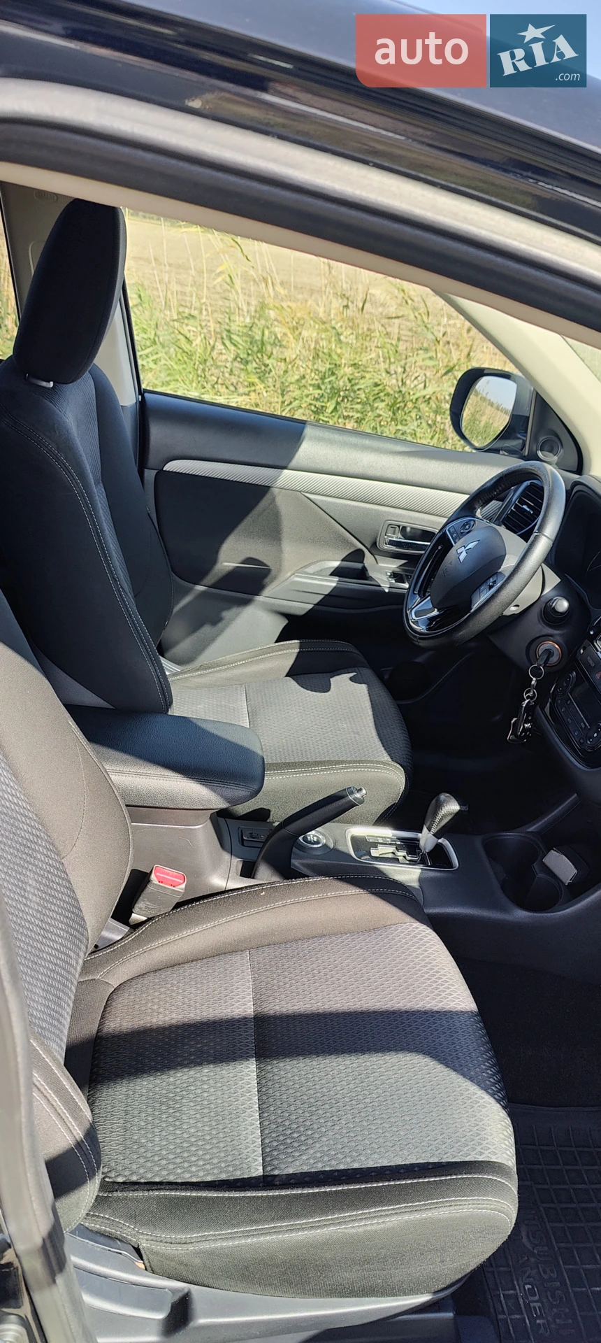 2016 Mitsubishi Outlander - мініатюра 23