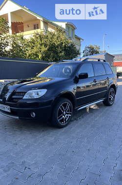 Позашляховик / Кросовер Mitsubishi Outlander 2005 в Одесі