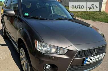 Внедорожник / Кроссовер Mitsubishi Outlander 2011 в Чернигове