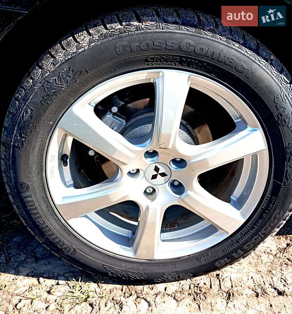 Позашляховик / Кросовер Mitsubishi Outlander 2010 в Бережанах